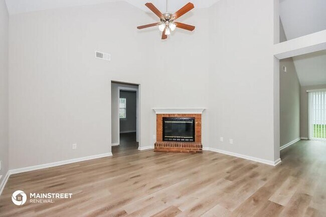 Building Photo - 100 TARA LYNN CT, MOORESVILLE, NC 28115