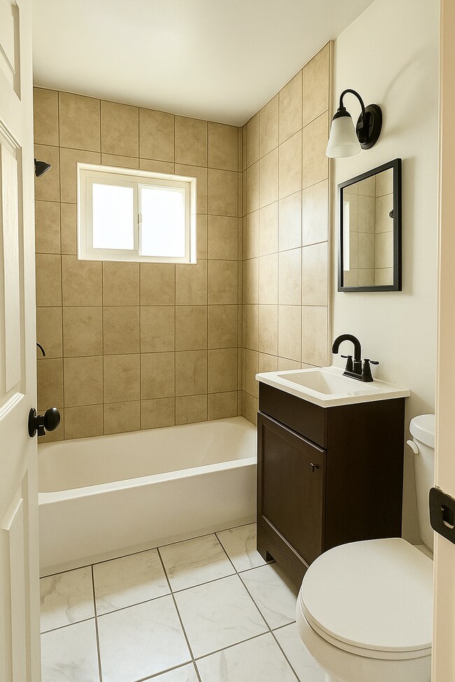 Baño - 748 Forestdale Ave