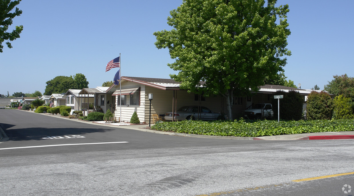 Primary Photo - Tropics Mobile Home Park