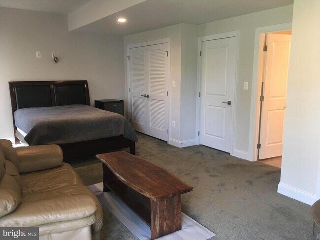 Foto del edificio - 7821 Crystal Brook Way