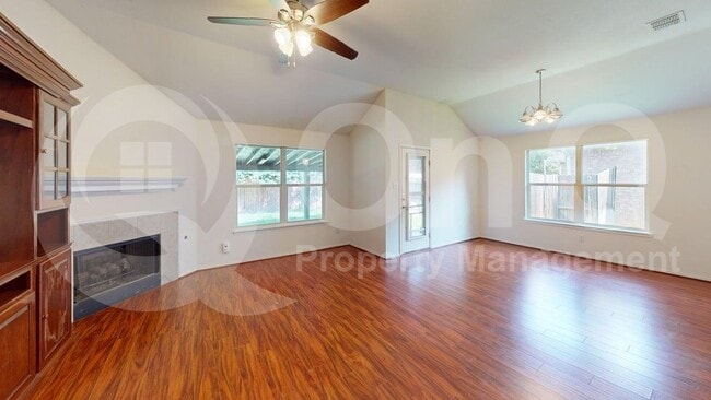 Building Photo - 11813 Ponderosa Pine Dr