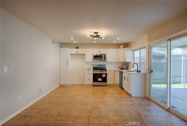 Building Photo - 29433 Abelia Rd