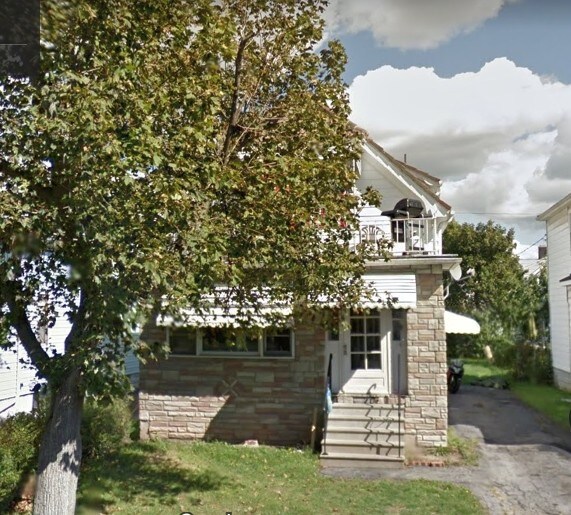 Primary Photo - 19 Loxley Rd