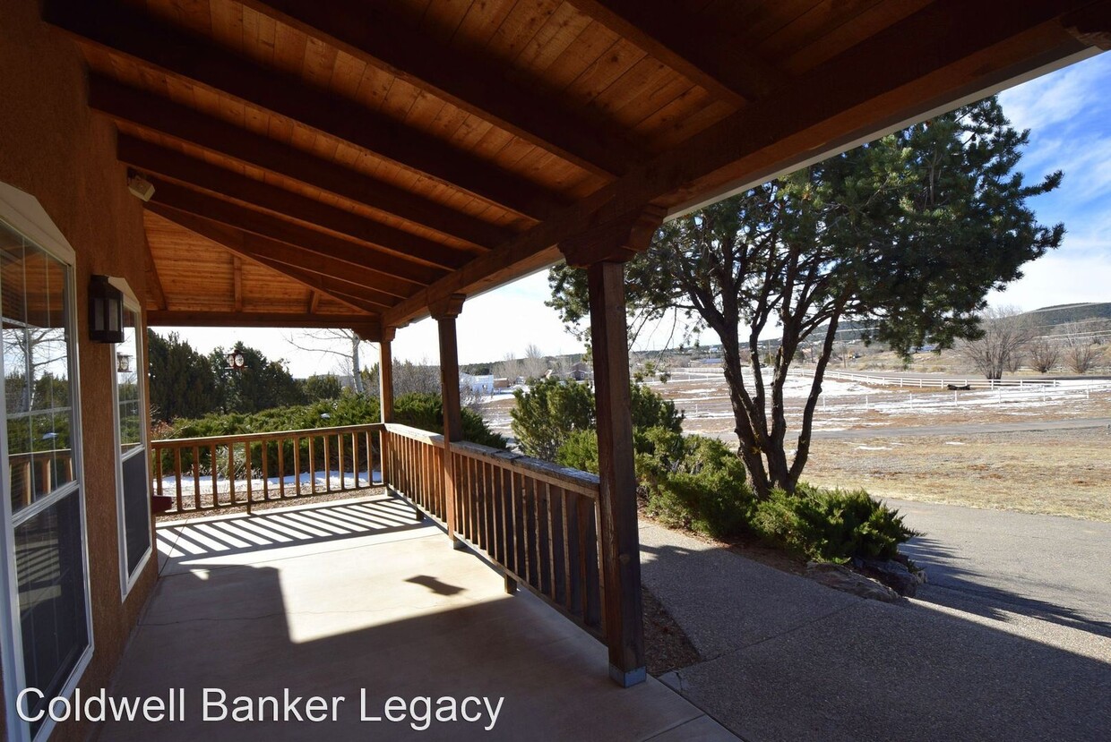 Primary Photo - 3 br, 3.5 bath House - 902 Mountain Valley Rd