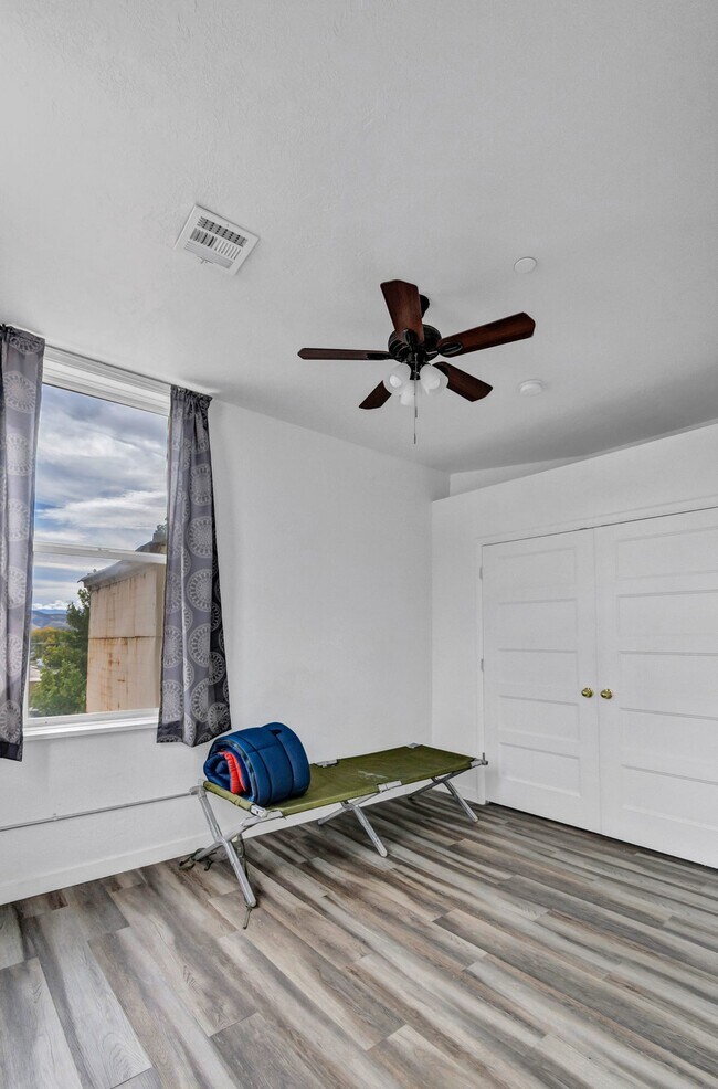 Foto del edificio - VINTAGE VAULT