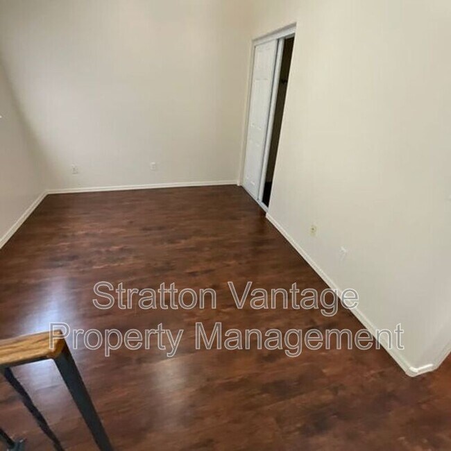 Building Photo - 34727 N 30th Ave