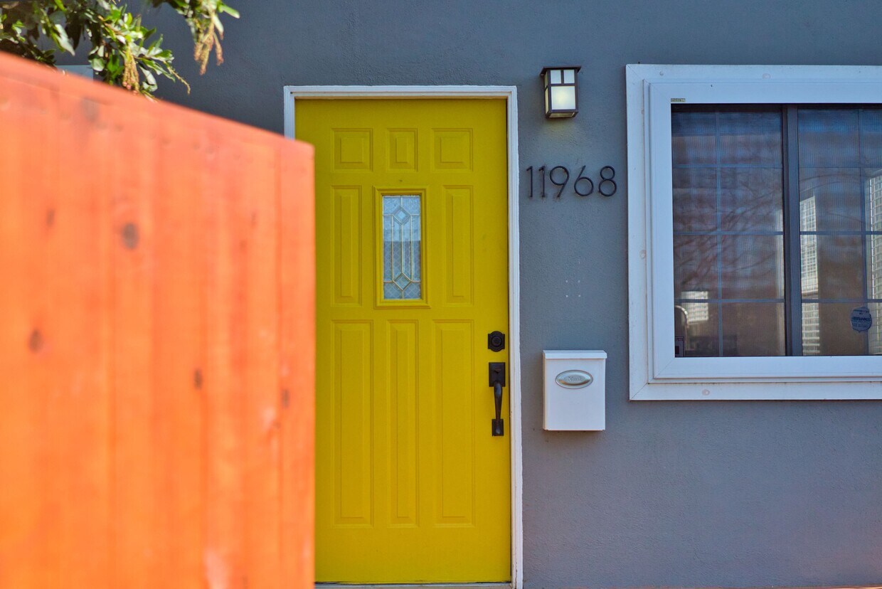 11968 Culver Dr, Culver City, CA 90230 House for Rent in Culver City