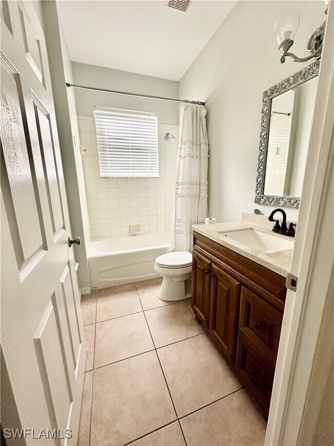Foto del edificio - 14530 Indigo Lakes Cir