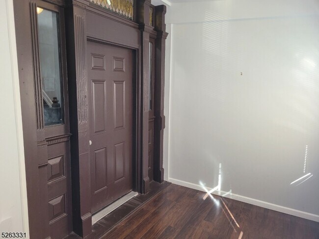 Building Photo - 59 Farley Ave