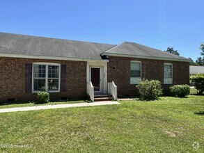 Building Photo - 101 Stewart Ct