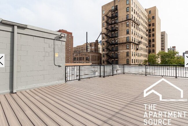 Building Photo - 445 W Barry Ave