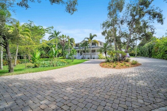 Building Photo - 6402 SW 185th Way