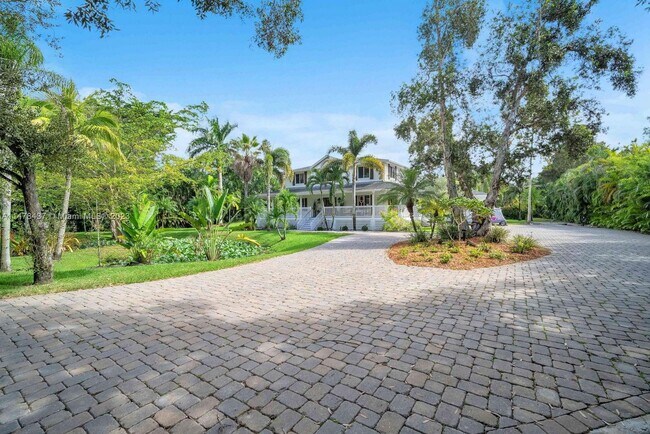 Foto del edificio - 6402 SW 185th Way