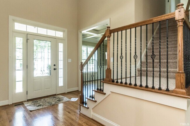 Building Photo - 145 Tallowwood Dr