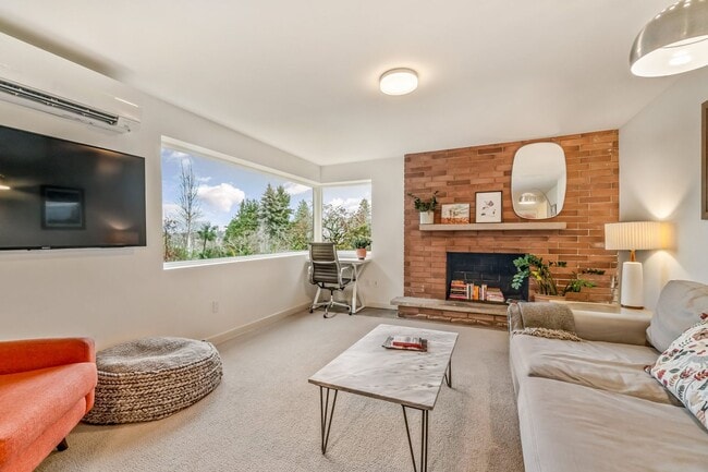 Fully Furnished, 2 Bedroom Rental - Great ... - Fully Furnished, 2 Bedroom Rental - Great ... Apartment