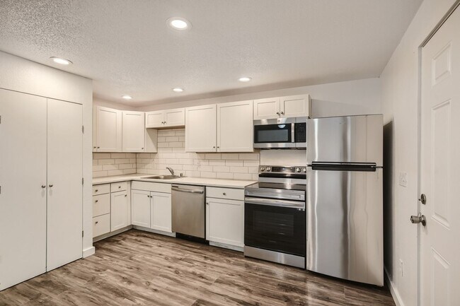 Foto del edificio - 12715 1st Ave Ct E