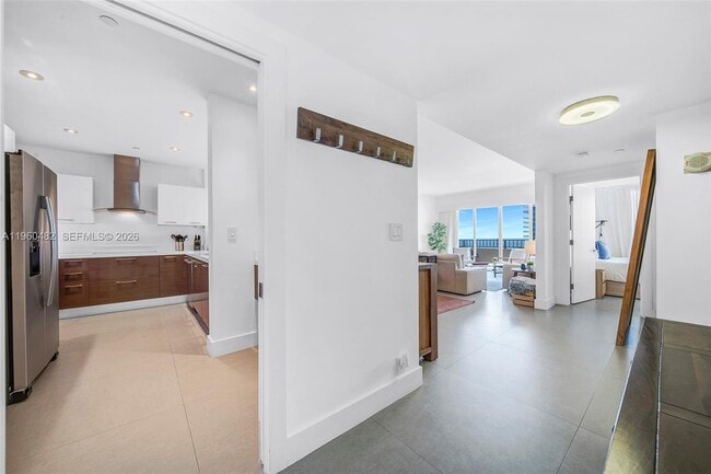 Building Photo - 201 Crandon Blvd