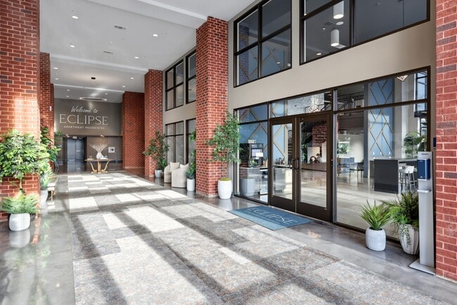 Building Photo - Eclipse Residences