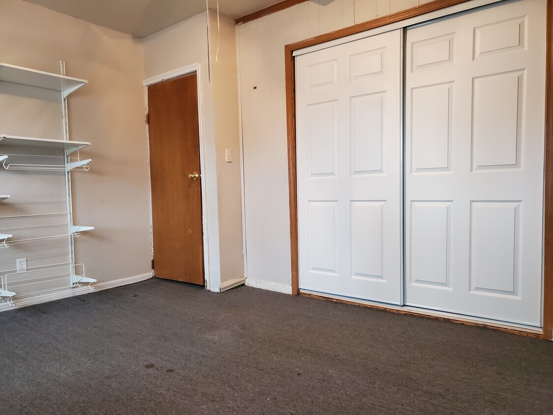 Foto principal - 180 Hayden Ave