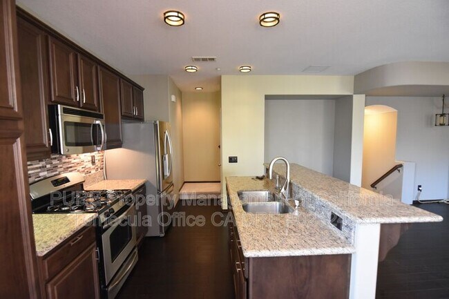 Building Photo - 31176 Lavender Ct