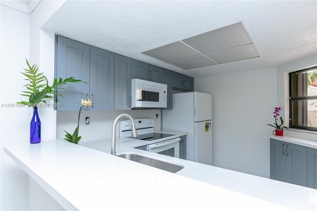 Building Photo - 2513 San Remo Cir