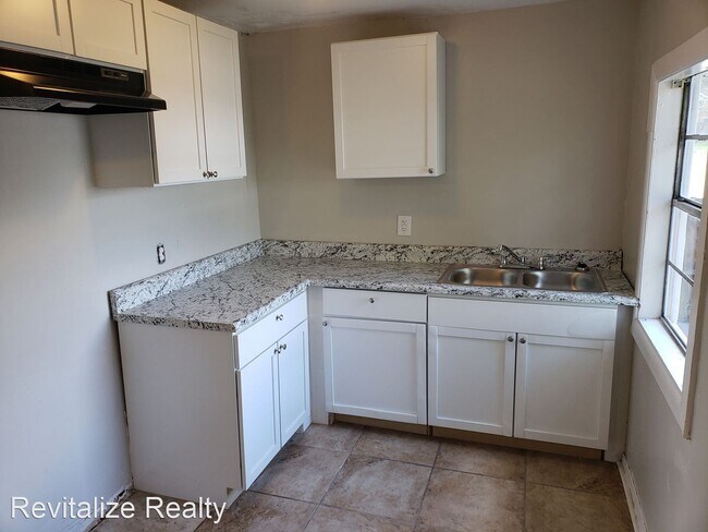 Building Photo - 1 br, 1 bath House - 4910 Rainbow Circle