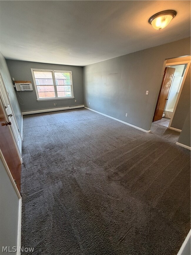 Building Photo - 3055 Hadley Ave