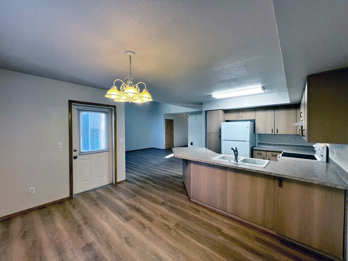 Foto principal - 2204 48th Ave