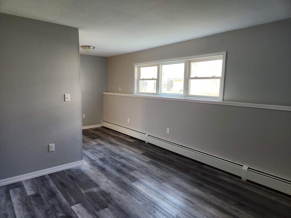 Foto principal - 48 New Hartford St
