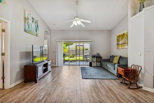 Building Photo - 7124 Colonial Lake Dr