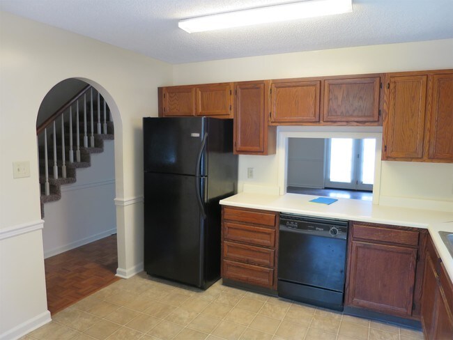 Building Photo - 452 Eagle Brook Dr