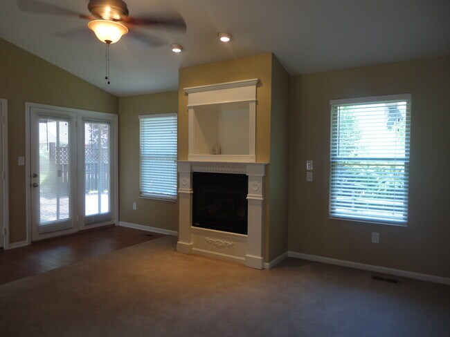 Building Photo - 3358 Village Drive