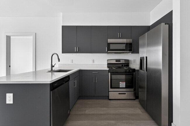 Foto del edificio - 43-45-45 W 32nd St