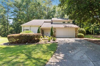 Building Photo - 820 Muirfield Trce