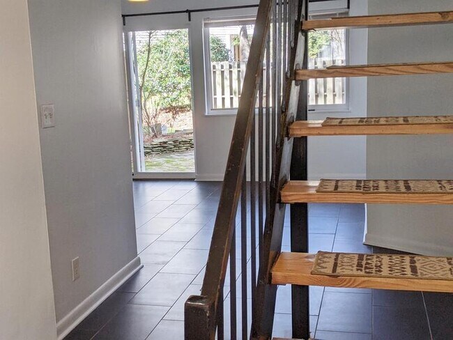 Foto del edificio - 220 Elizabeth St