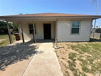 Building Photo - 1225 E Cano St