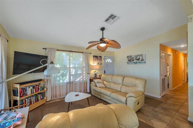 Foto del edificio - 4629 29th Ave S