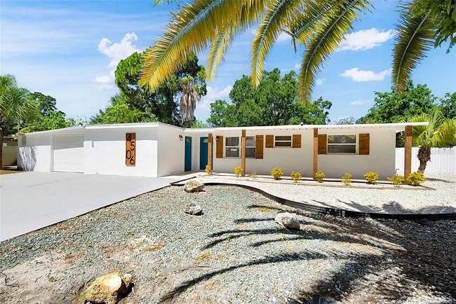 Building Photo - 4506 Carlyle Rd