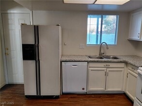 Building Photo - 1336 N Jones Blvd