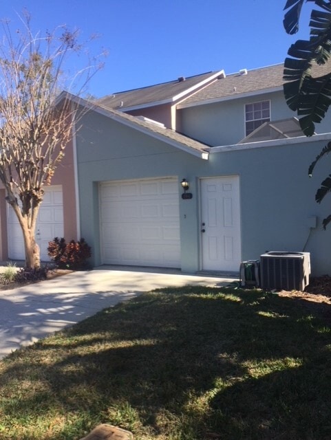 Building Photo - 104 S primrose Dr
