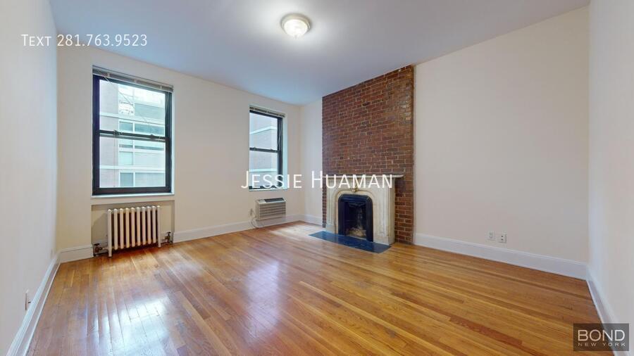 Primary Photo - 130 E 24th St