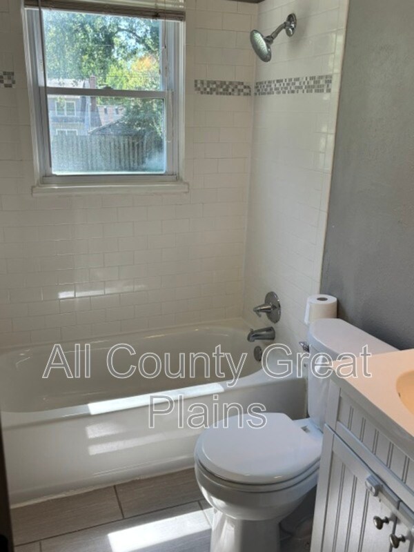 Foto del edificio - 2121 W 79th St