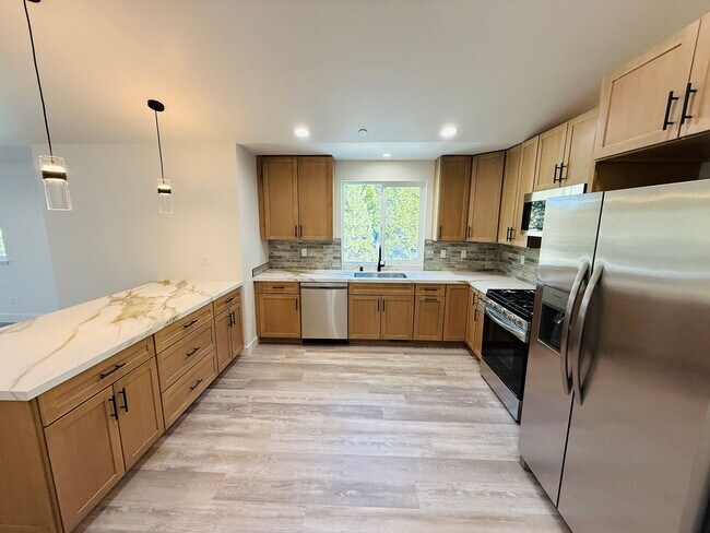 Foto del edificio - 1084 Dedi Ave