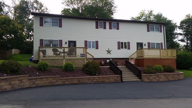 Front Right Side - 326 Harwood Ave