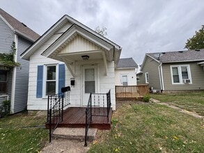 Building Photo - 2723 8th Ave