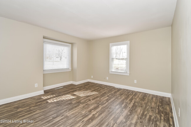 Building Photo - 3814 Blanton Ln