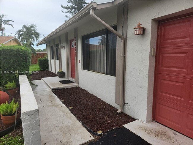 Foto del edificio - 2862 NW 108th Ave