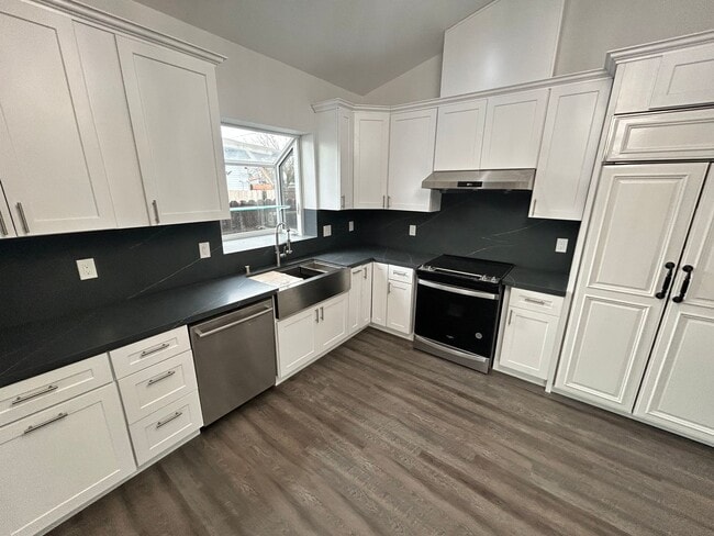 Foto del edificio - 3 Bedroom 2 Bath Home Modesto Ca