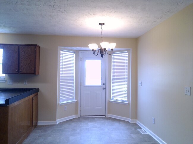 Foto del edificio - 427 Parrish Hill