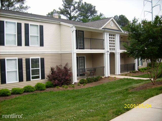 Building Photo - 2300 Myron Dr